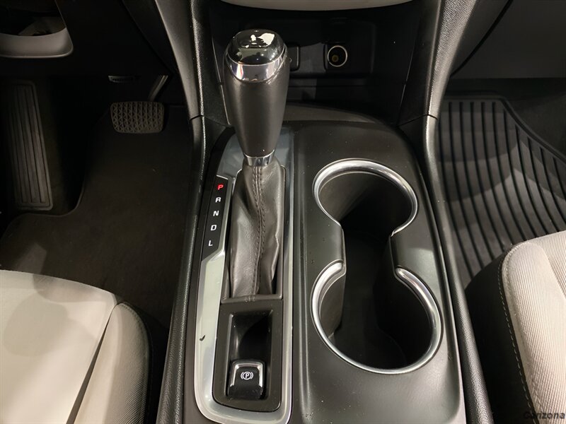 2018 Chevrolet Equinox LT - Photo 17 - Mesa, AZ 85201