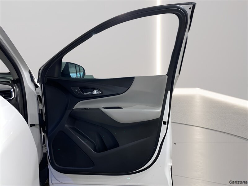 2018 Chevrolet Equinox LT - Photo 12 - Mesa, AZ 85201