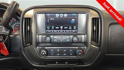 2018 Chevrolet Silverado 1500 LT LT1   - Photo 15 - Mesa, AZ 85201