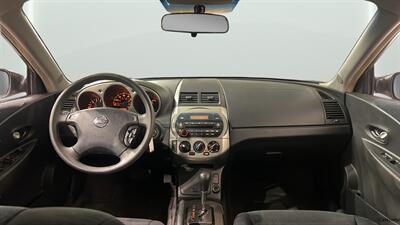 2004 Nissan Altima 2.5 S   - Photo 14 - Mesa, AZ 85201