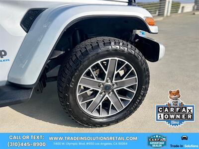 2024 Jeep Wrangler High Altitude 4xe - Photo 13 - Los Angeles, CA 90064
