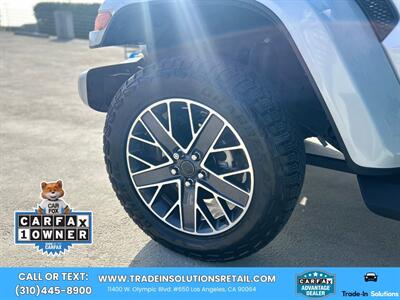 2024 Jeep Wrangler High Altitude 4xe - Photo 11 - Los Angeles, CA 90064