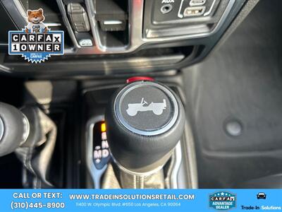 2024 Jeep Wrangler High Altitude 4xe - Photo 39 - Los Angeles, CA 90064