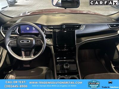 2023 Jeep Grand Cherokee Altitude 4x4 - Photo 15 - Los Angeles, CA 90064