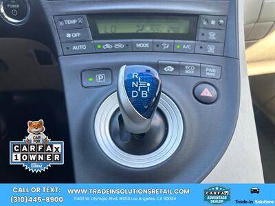 2011 Toyota Prius Three Navigation Package   - Photo 27 - Los Angeles, CA 90064