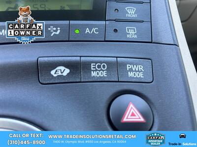 2011 Toyota Prius Three Navigation Package   - Photo 28 - Los Angeles, CA 90064