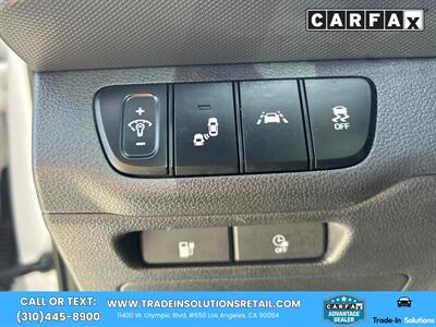 2020 Hyundai IONIQ Electric Limited   - Photo 25 - Los Angeles, CA 90064