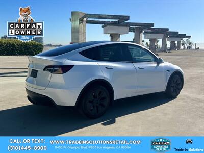 2024 Tesla Model Y Long Range   - Photo 5 - Los Angeles, CA 90064