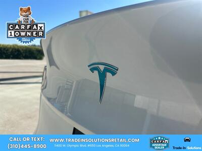 2024 Tesla Model Y Long Range   - Photo 18 - Los Angeles, CA 90064