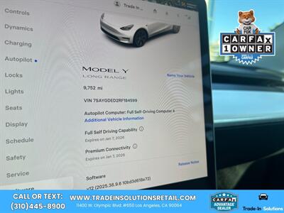 2024 Tesla Model Y Long Range   - Photo 30 - Los Angeles, CA 90064