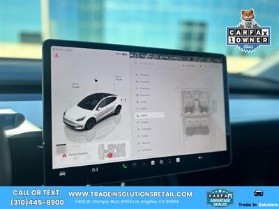 2024 Tesla Model Y Long Range   - Photo 26 - Los Angeles, CA 90064