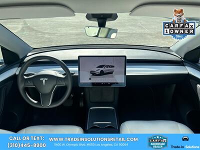 2024 Tesla Model Y Long Range   - Photo 21 - Los Angeles, CA 90064