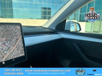 2024 Tesla Model Y Long Range   - Photo 31 - Los Angeles, CA 90064