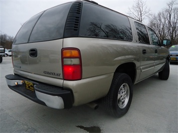 2000 Chevrolet Suburban 1500 LT   - Photo 13 - Cincinnati, OH 45255