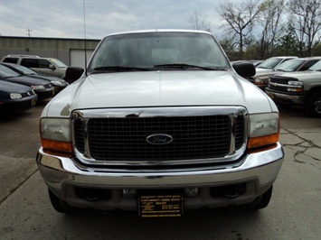 2001 Ford Excursion Limited   - Photo 2 - Cincinnati, OH 45255