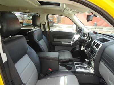 2010 Dodge Nitro Shock  V6 4X4 - Photo 10 - Cincinnati, OH 45255