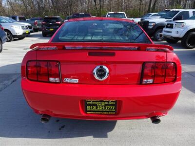 2006 Ford Mustang GT Deluxe  4.6L V8 RWD - Photo 4 - Cincinnati, OH 45255