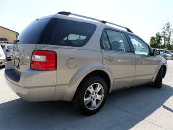 2006 Ford Freestyle Limited   - Photo 13 - Cincinnati, OH 45255