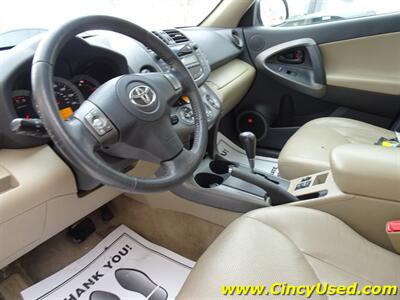 2011 Toyota RAV4 Limited   - Photo 11 - Cincinnati, OH 45255
