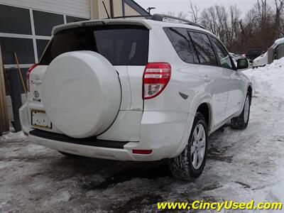 2011 Toyota RAV4 Limited   - Photo 7 - Cincinnati, OH 45255