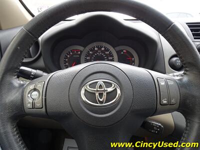 2011 Toyota RAV4 Limited   - Photo 18 - Cincinnati, OH 45255