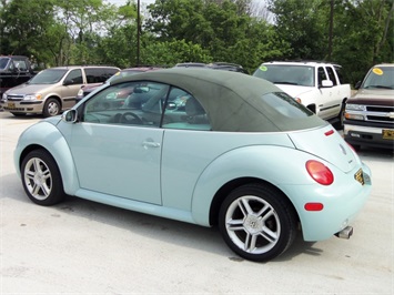 2005 Volkswagen New Beetle GLS   - Photo 4 - Cincinnati, OH 45255