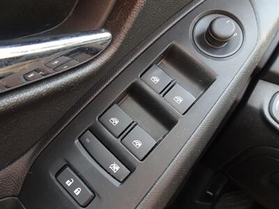 2020 Chevrolet Trax LS  1.4L I4 Turbo AWD - Photo 18 - Cincinnati, OH 45255