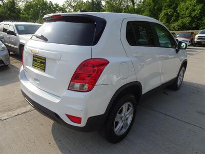 2020 Chevrolet Trax LS  1.4L I4 Turbo AWD - Photo 6 - Cincinnati, OH 45255