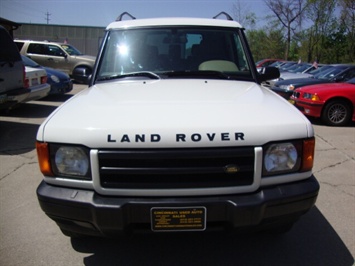 2002 Land Rover Discovery SD   - Photo 2 - Cincinnati, OH 45255