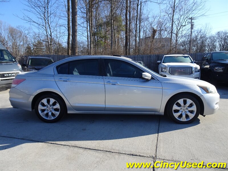 2009 Honda Accord EX-L V6 w/Navi - Photo 5 - Cincinnati, OH 45255