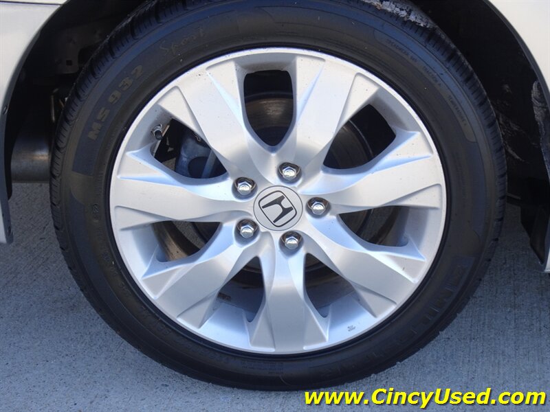 2009 Honda Accord EX-L V6 w/Navi - Photo 28 - Cincinnati, OH 45255