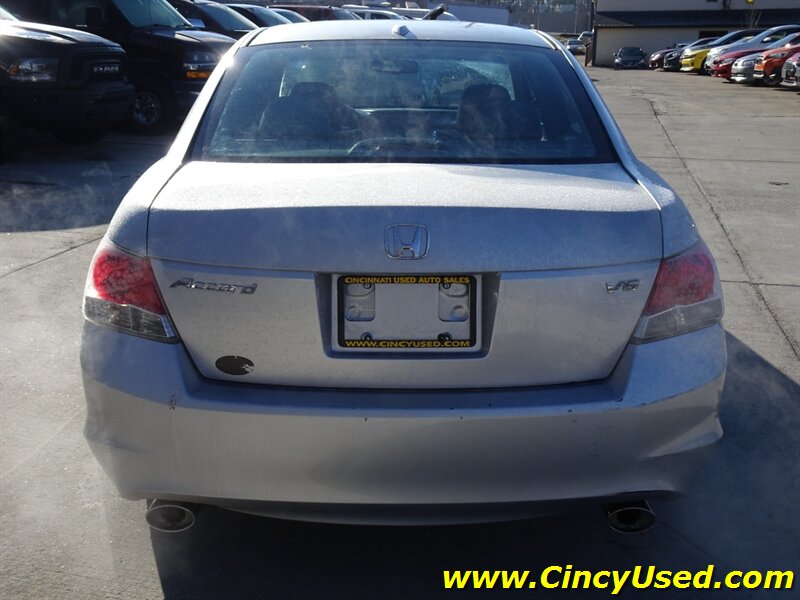 2009 Honda Accord EX-L V6 w/Navi - Photo 7 - Cincinnati, OH 45255