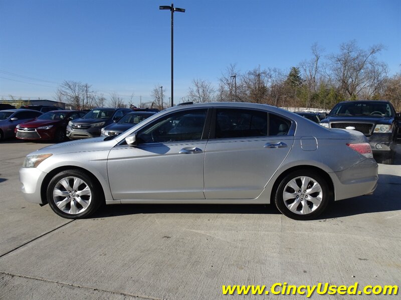 2009 Honda Accord EX-L V6 w/Navi - Photo 9 - Cincinnati, OH 45255