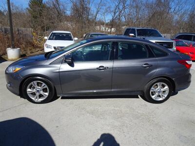 2013 Ford Focus SE  I4 FWD - Photo 13 - Cincinnati, OH 45255