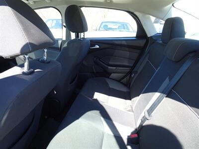 2013 Ford Focus SE  I4 FWD - Photo 28 - Cincinnati, OH 45255