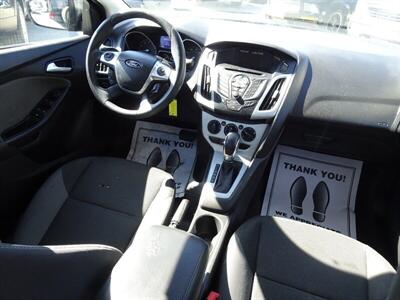 2013 Ford Focus SE  I4 FWD - Photo 18 - Cincinnati, OH 45255