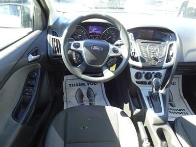 2013 Ford Focus SE  I4 FWD - Photo 24 - Cincinnati, OH 45255