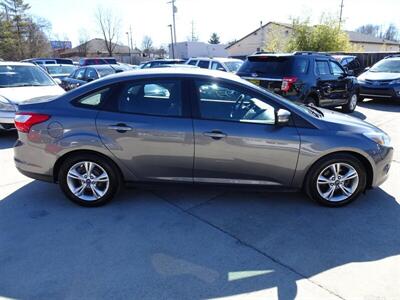 2013 Ford Focus SE  I4 FWD - Photo 6 - Cincinnati, OH 45255