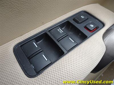 2009 Honda CR-V LX - Photo 21 - Cincinnati, OH 45255