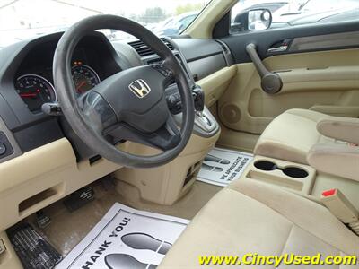 2009 Honda CR-V LX - Photo 11 - Cincinnati, OH 45255