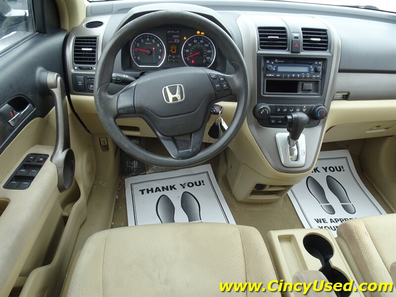 2009 Honda CR-V LX - Photo 10 - Cincinnati, OH 45255