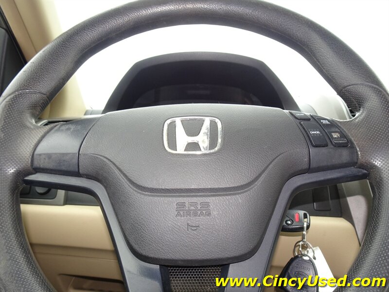 2009 Honda CR-V LX - Photo 20 - Cincinnati, OH 45255