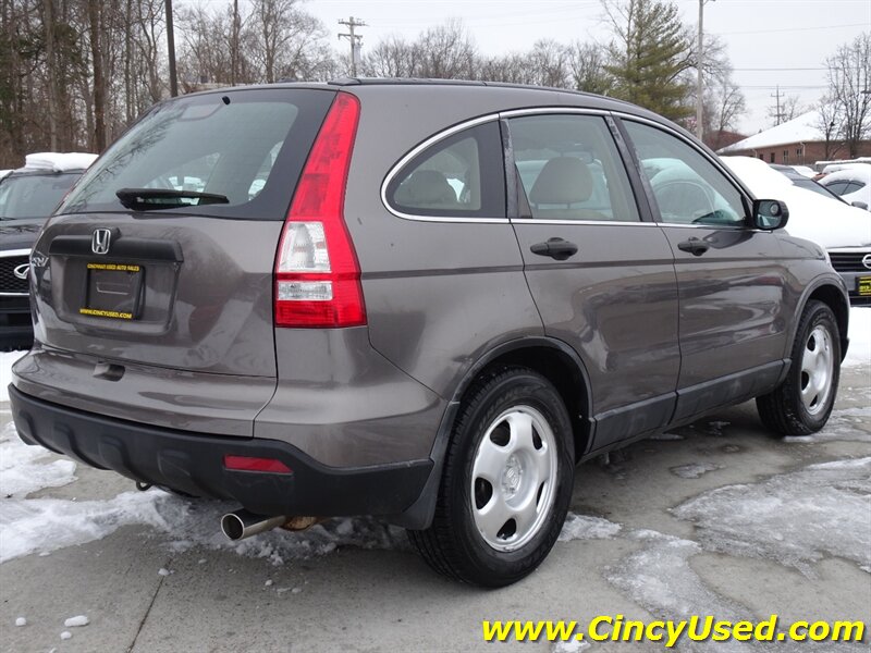 2009 Honda CR-V LX - Photo 6 - Cincinnati, OH 45255
