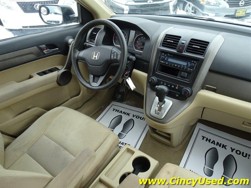 2009 Honda CR-V LX - Photo 15 - Cincinnati, OH 45255