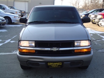 1999 Chevrolet S10 LS   - Photo 2 - Cincinnati, OH 45255