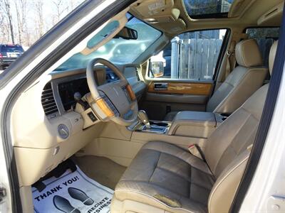 2007 Lincoln Navigator L Luxury  5.4L V8 4X4 - Photo 10 - Cincinnati, OH 45255