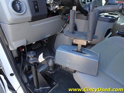 2011 Ford E-Series Van E-350 SD XLT Driver handicap van   - Photo 10 - Cincinnati, OH 45255