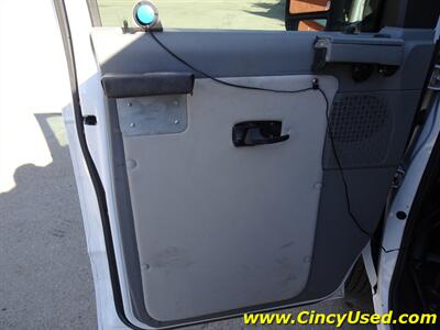 2011 Ford E-Series Van E-350 SD XLT Driver handicap van   - Photo 25 - Cincinnati, OH 45255