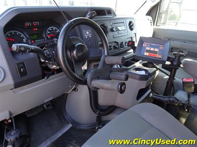 2011 Ford E-Series Van E-350 SD XLT Driver handicap van   - Photo 9 - Cincinnati, OH 45255