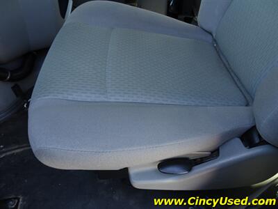 2011 Ford E-Series Van E-350 SD XLT Driver handicap van   - Photo 23 - Cincinnati, OH 45255